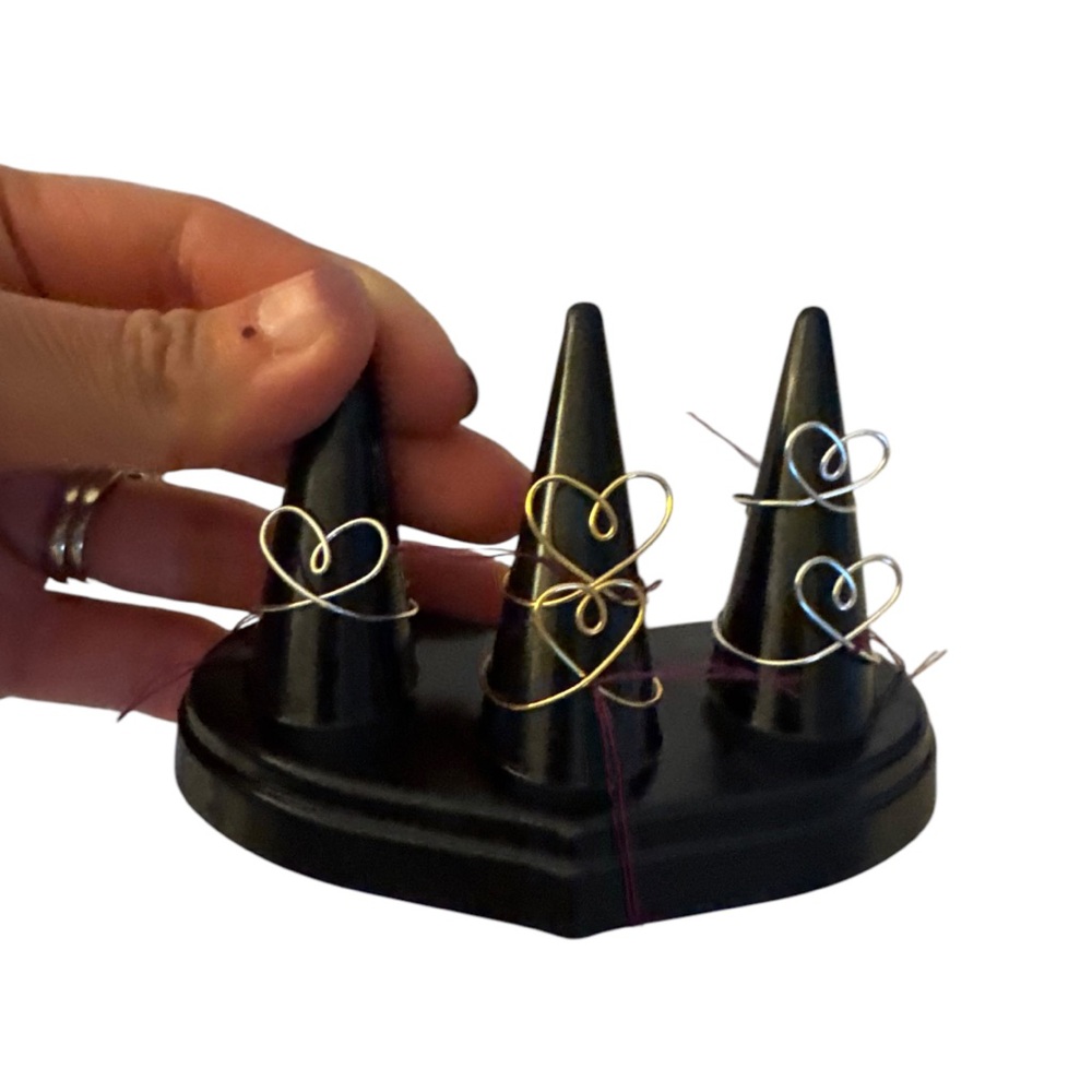 Adjustable Wire Heart Rings - Handmade - Picture 3 of 3